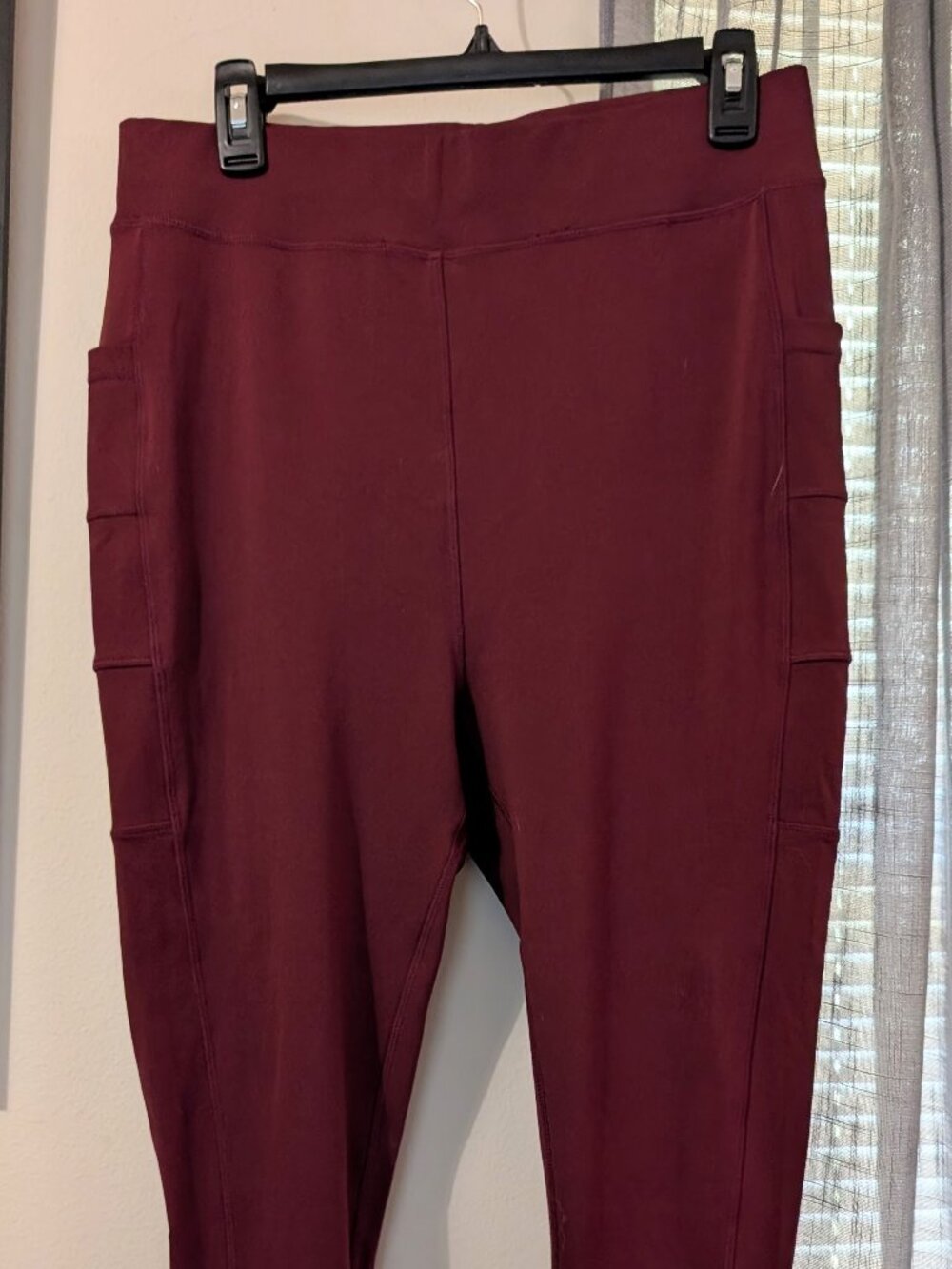NWOT Pop Fit Leggings with Pockets Burgundy Maroon Size 2XL